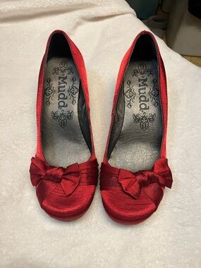 Y2K Mudd Satin Heels
